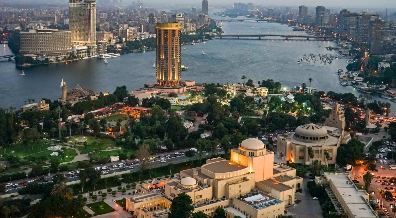 Tour Egypt: Pyramids & Nile by Air